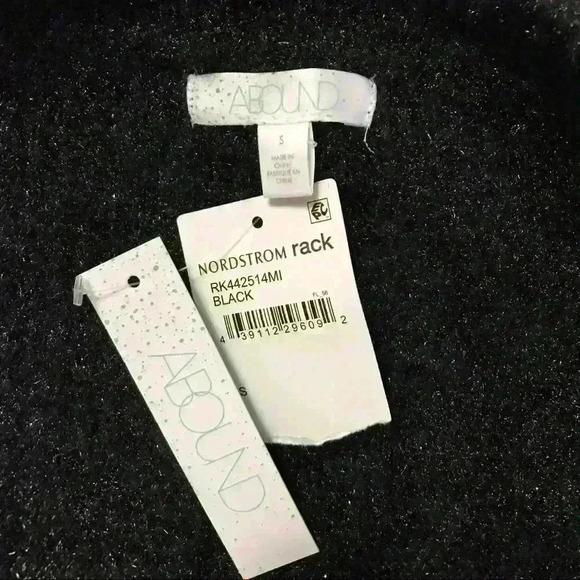 Nordstrom Abound Black Sparkle V-Neck Fuzzy Knit Pullover Sweater - Picture 9 of 10